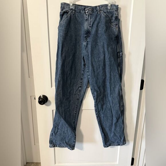 WRANGLER BRAND Relaxed Fit Blue Jeans with Soft Denim Texture - Picture 1 of 6